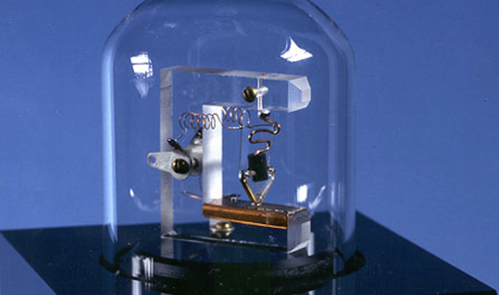 A replica of the first point-contact transistor in Bell labs, 1947.